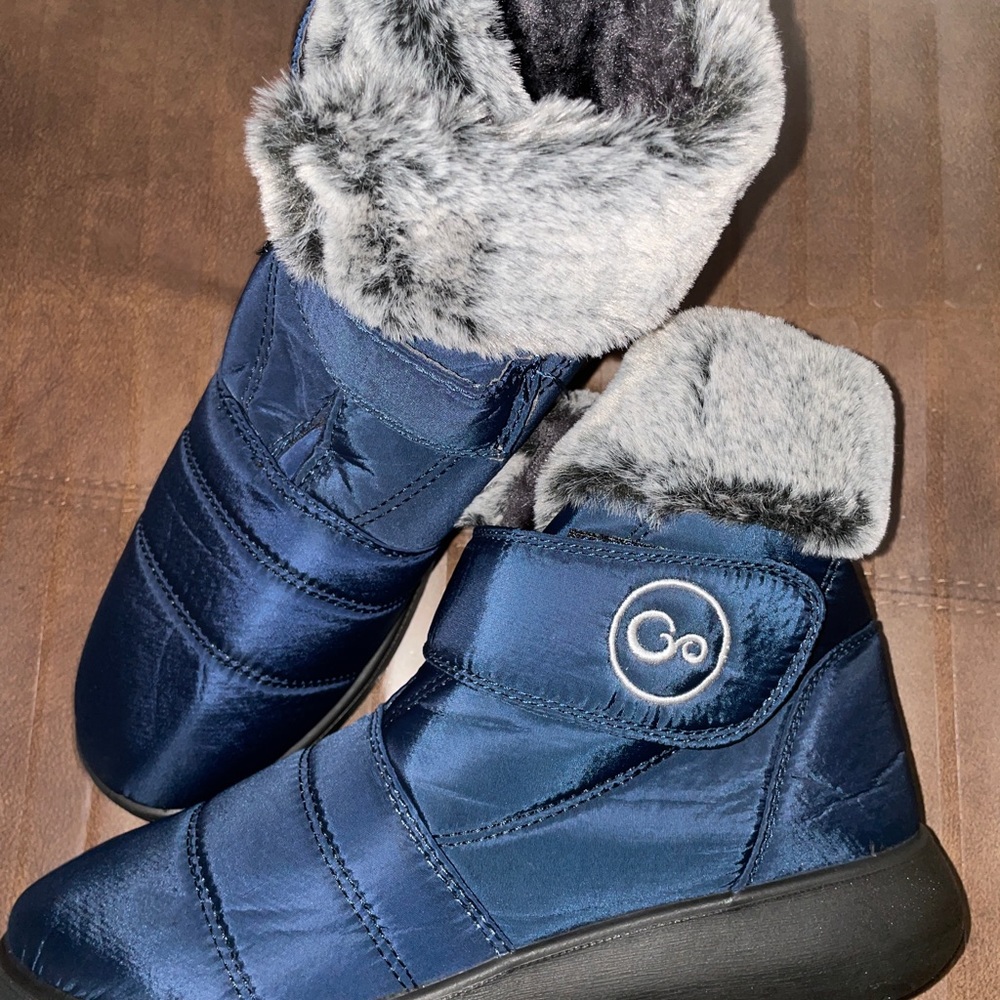 Snow Boots